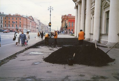 <p>Road construction (Moscow?)&nbsp; - part of a series of pictures taken while on a trip in the Soviet Union 1988</p>

<p>&nbsp;</p>
&#169;&#169;M HKA