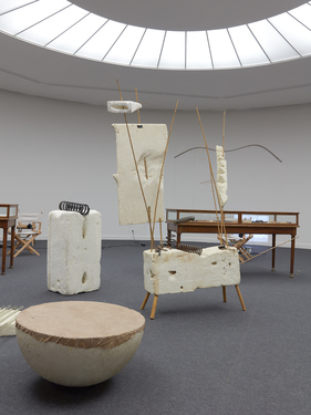 <p>George Smits, <em>Instrument voor 1 lied, nr.1</em>, 1984</p>
&#169;image:  We Document Art, Collection M HKA / Collection Flemish Community