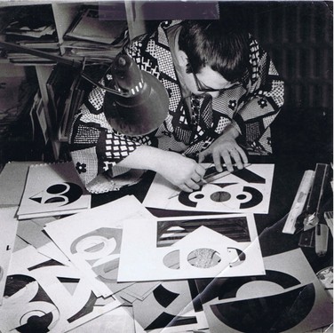 <p>Paul Ibou while cutting &#39;12 Owl Variations&#39; by hand, 1970</p>
