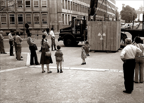 <p>Radioactief Monument, Brussel 1976</p>
