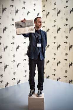 <p><em>The Artist Without Works &ndash; A guided tour around nothing (2009)&nbsp;</em>&nbsp;performed by Michelangelo Miccolis during the exhibition view&nbsp;<em>She Has Many Names</em>, 2023, M HKA.</p>
&#169; Photo: Steve Koll