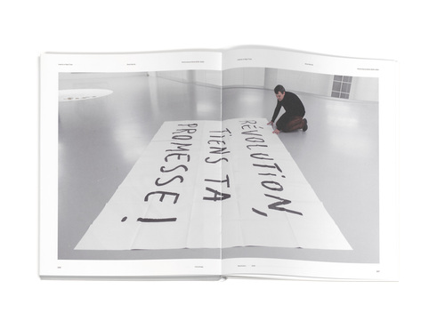 <p><em>Inserts</em><em>&nbsp;in Real Time: Dora Garc&iacute;a Performance Work 2000&ndash;2023.&nbsp;</em>Edited by Dora Garc&iacute;a and Joanna Zielińska. With contributions by Dora Garc&iacute;a, Bojana Cvejić, Sven L&uuml;tticken, and Joanna Zielińska. Design by Alex Gifreu</p>
&#169; Photo: M HKA