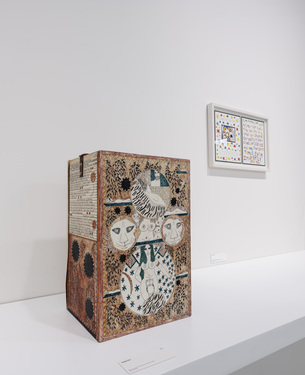 <p>Dorothy Iannone,<em>&nbsp;Singing Box</em>, 1972&nbsp;(installation view, <em>Dorothy Iannone &ndash; Love Is Forever, Isn&rsquo;t It? </em>October 5, 2023 &ndash; 21 January 2024, 2024, M HKA)</p>
&#169; Dorothy Iannone. Photo: M HKA