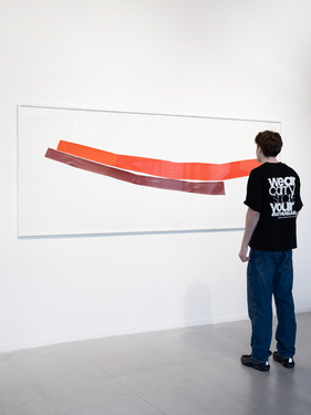 <p>Guy Mees, <i>Verloren ruimte</i>, 1988 &nbsp;(installation view <i>EXTRA MUROS: M HKA On the spot</i>, Gallery Sofie Van de Velde, Antwerp, 9/05/2026 – 30/06/2026)</p>© the artist — photo: M HKA, 2026
