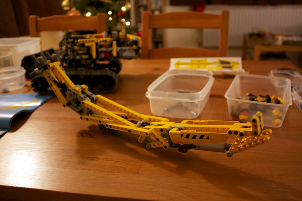 Lego 8043 excavator arm almost complete
