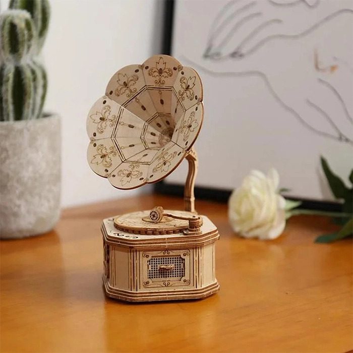 3D Wooden Puzzle – Gramophone
