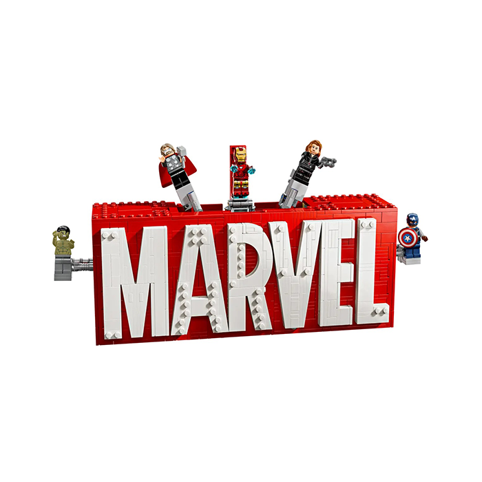 LEGO Marvel Logo And Minifigures 931 Pieces