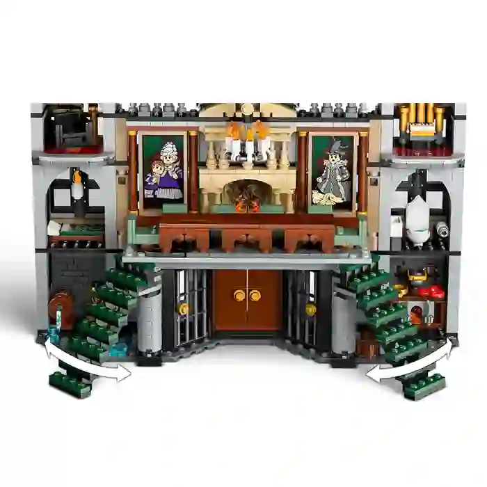 LEGO Harry Potter Malfoy Manor 1601 Pieces