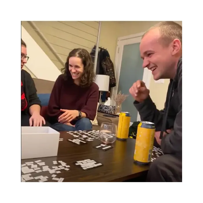 Ransom Notes – The Ridiculous Word Magnet Party Game
