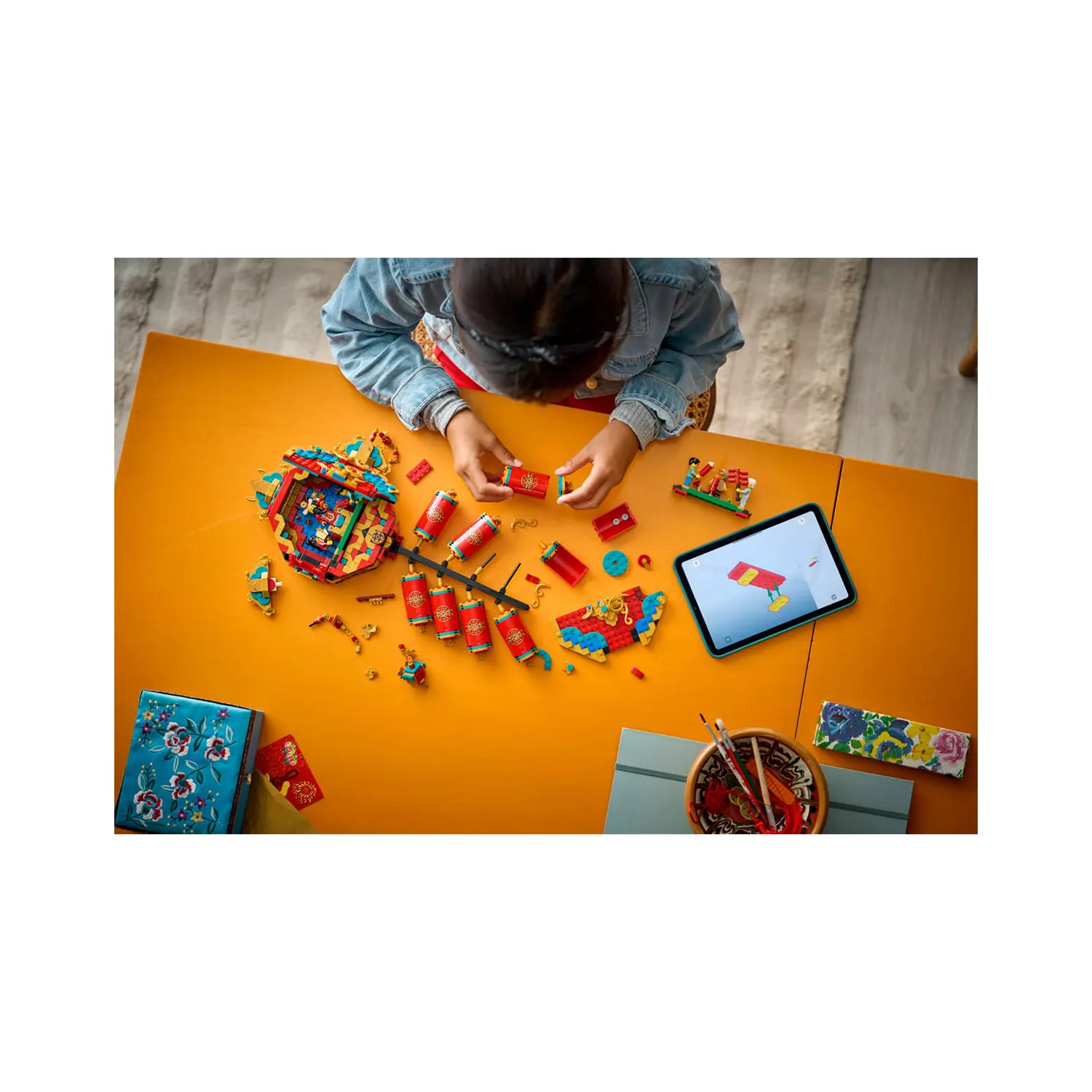 LEGO Fortune Firecracker 1039 Pieces