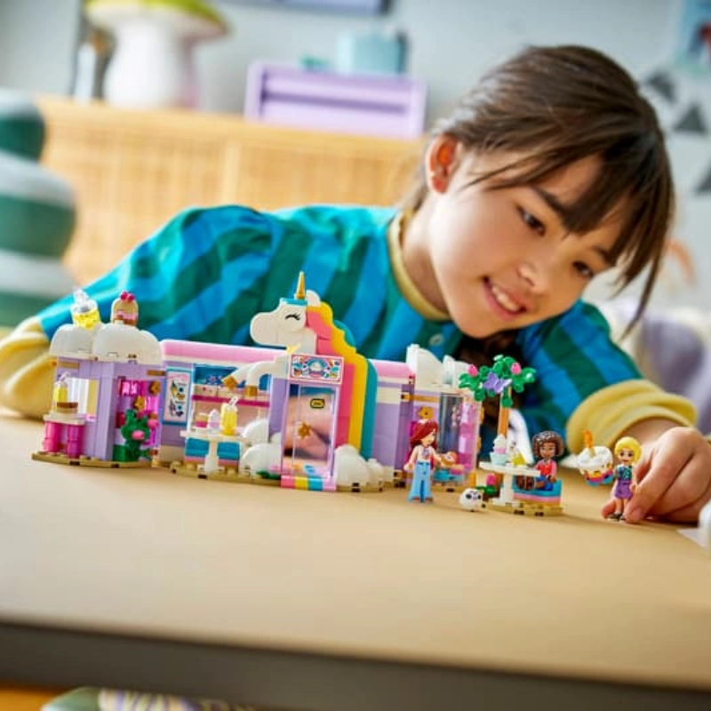 LEGO Friends Unicorn Dream Café 475 Pieces