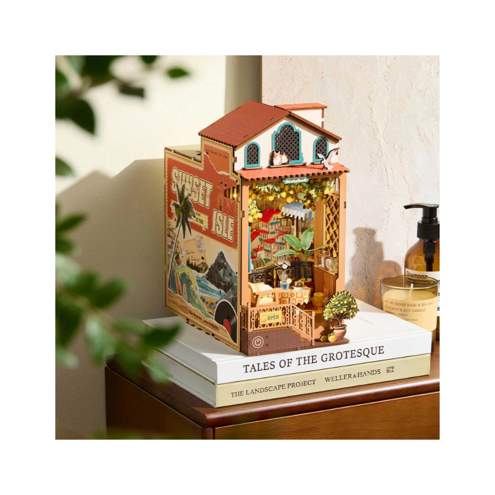 Robotime Rolife DIY Book Nook Kit – Sunset Isle