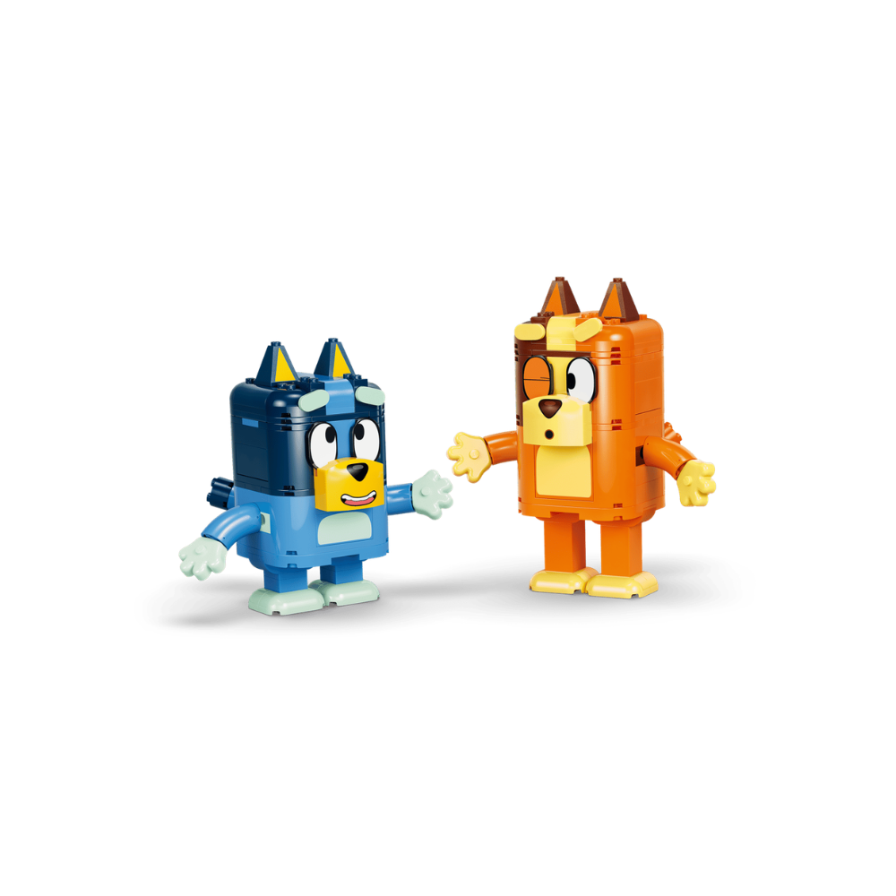 LEGO Bluey Brick-Built Bluey Family 466 Pieces