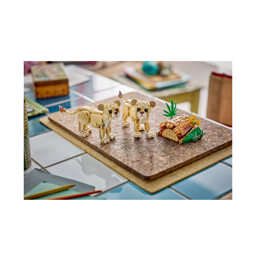 LEGO Creator 3-in-1 Wild Animals: Majestic Lion 839 Pieces