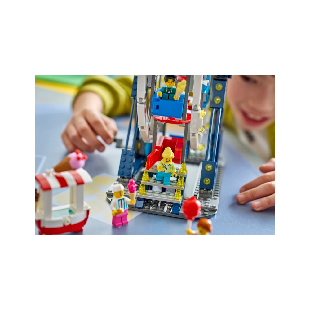 LEGO Creator 3-in-1 Iconic Ferris Wheel 916 Pieces