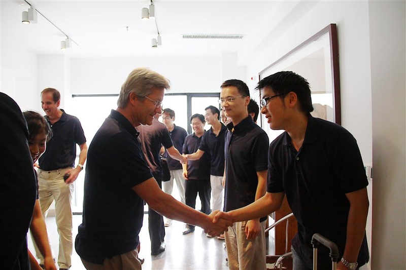 Customised apps for BMW and MINI – worldwide!