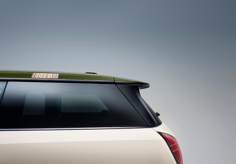 MINI Paul Smith Edition - Inspired White