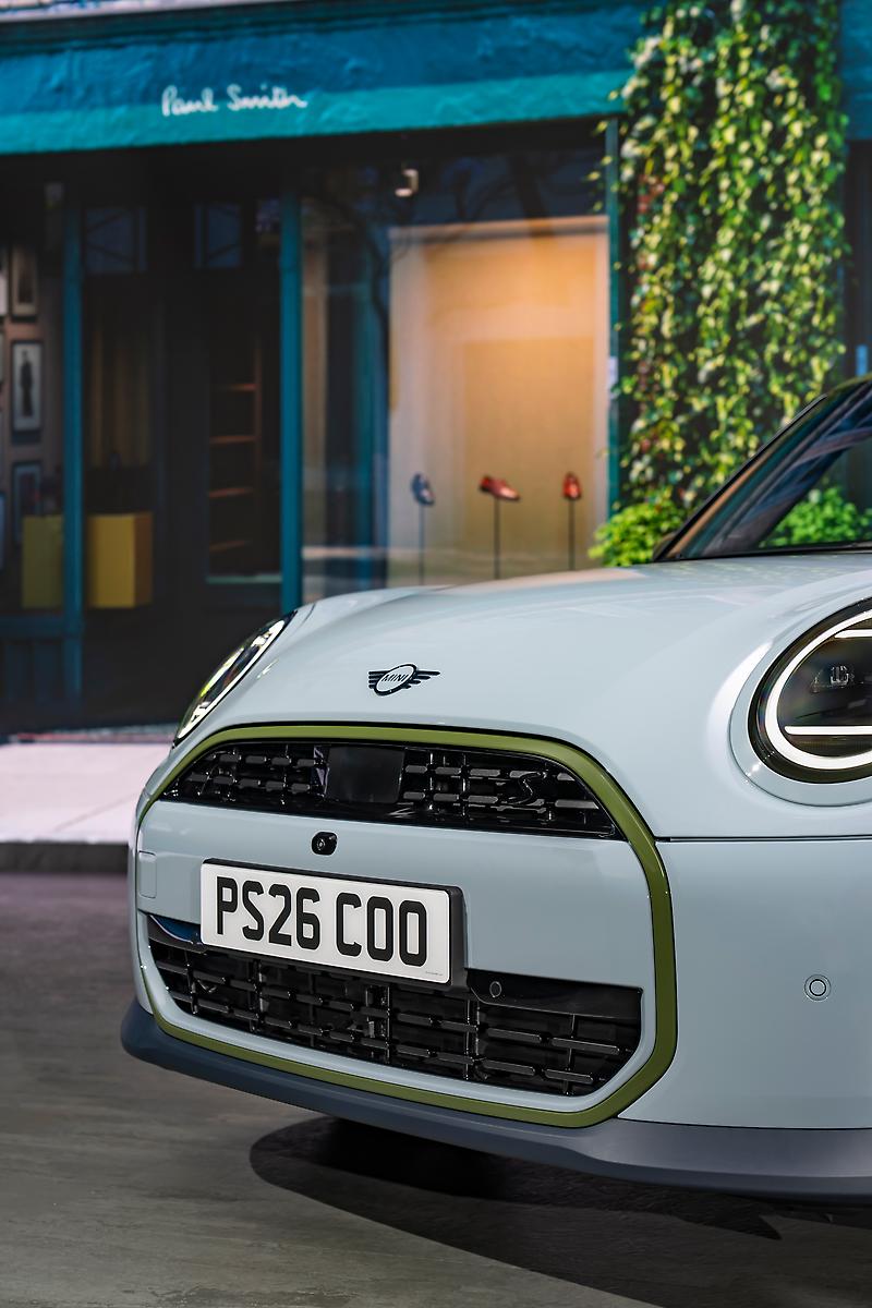 The MINI Cooper 5-Door Paul Smith Edition