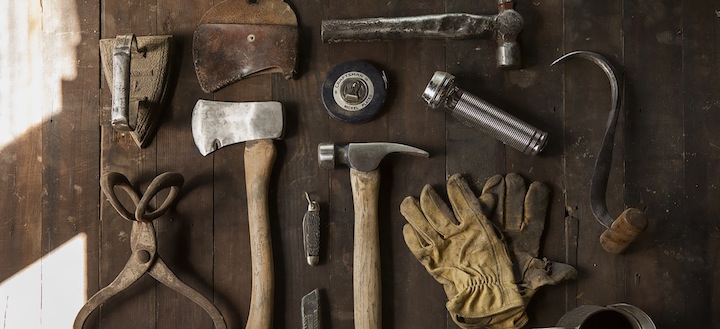 construction-work-carpenter-tools-1.jpg