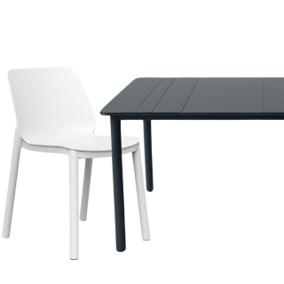 Set 1 Mesa Noa Solid Gris Oscuro 160X90 + 6 Sillas One SB Blanco