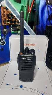 RADIOS PORTATILES UHF DE LA MARCA WOUXUNG KG 959