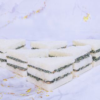 triplecito espinaca ajonjoli tocino y queso crema