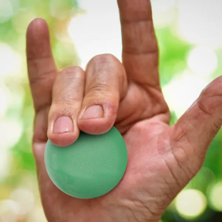 PELOTA TERAPEUTICA DE GEL B-HAND (3 resistencias)