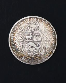 Moneda de plata Perú Un sol 9 decimos 1888