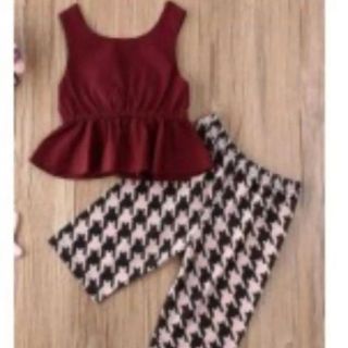 CONJUNTO niñas bebe TOP con CHAVITO  Código 100363