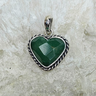 Dije Corazón de Cuarzo Verde