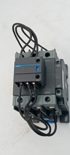 CONTACTOR P/CORRECION DE FACTOR D POTENCIA 35KVAR/220VAC 60KVAR/400VAC - BOBINA 220VAC Modelo: NXCC-9521 MARCA: CHINT