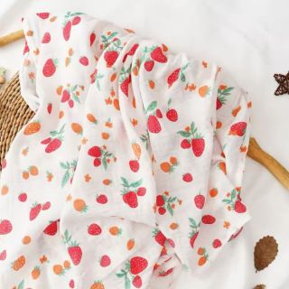 Mantita de algodón 2 capas de muselina fresitas