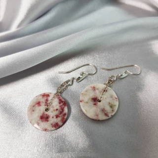 Aretes Órbita en cadena de Piedra Flor de Cerezo
