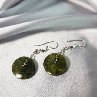 Aretes Órbita en Cadena de plata con Serpentinita