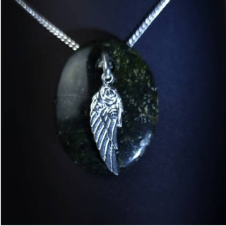 Colgante personalizable: Ala de Angel 02 - Jade verde & Plata