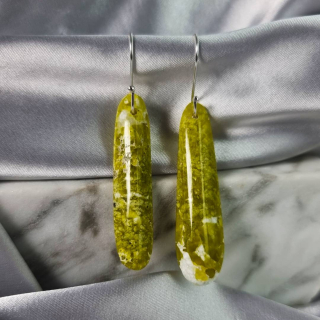 Aretes largas de Lizardita – Formas Libres Pulidas