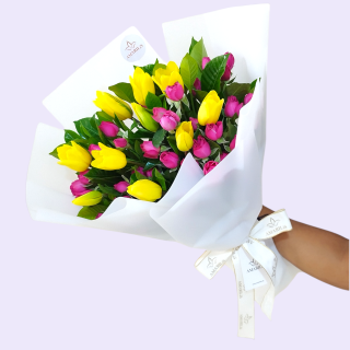 SUSCRIPCION 9 TULIPANES CON MINI ROSAS