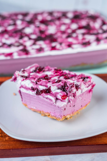 PORCIÓN  DE CHEESECAKE DE MORA