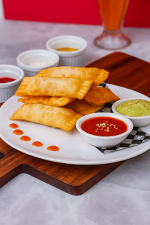 TEQUEÑOS DE JAMON Y QUESO