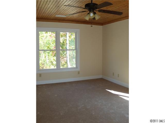117 Southview Drive - Photo 11