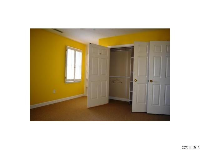 207 Inglewood Drive - Photo 15