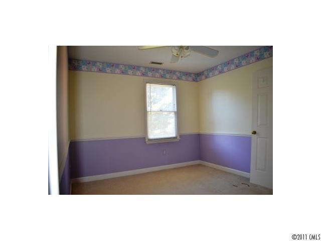 207 Inglewood Drive - Photo 10