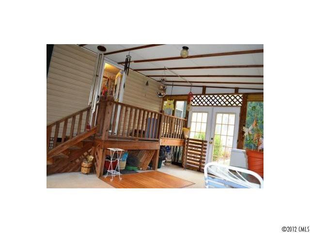 4987 Mounira Avenue - Photo 11