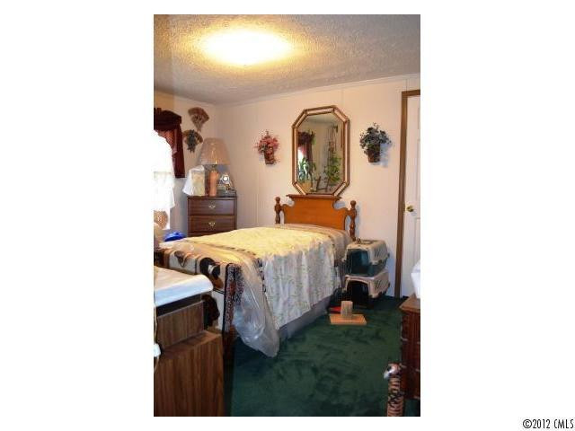 4987 Mounira Avenue - Photo 6