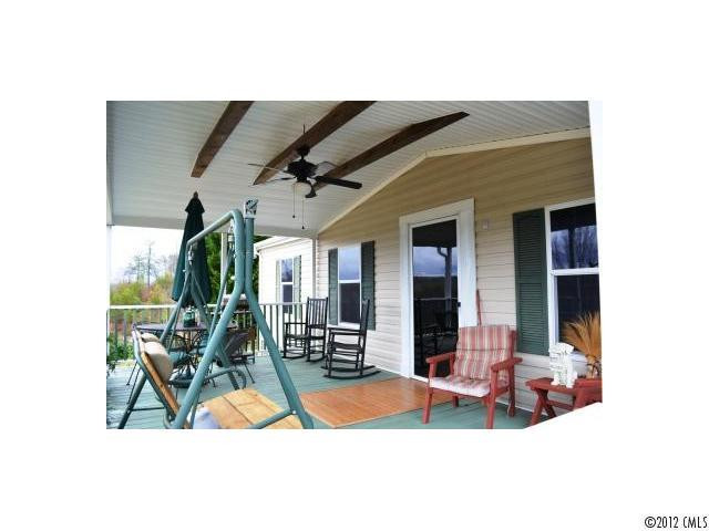 4987 Mounira Avenue - Photo 9