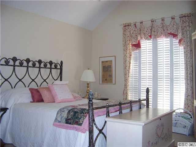 220 Carver Lane - Photo 10