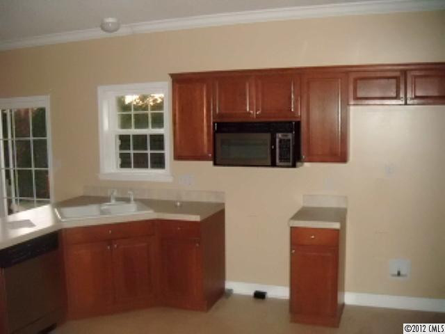 249 John E Parker Drive - Photo 13