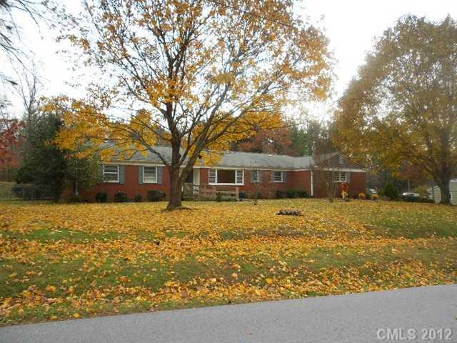 69 Miner Street - Photo 2