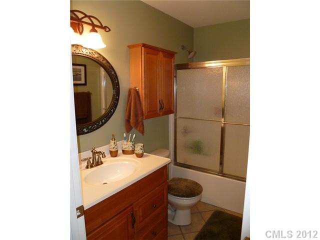 5617 Ellis Drive - Photo 9