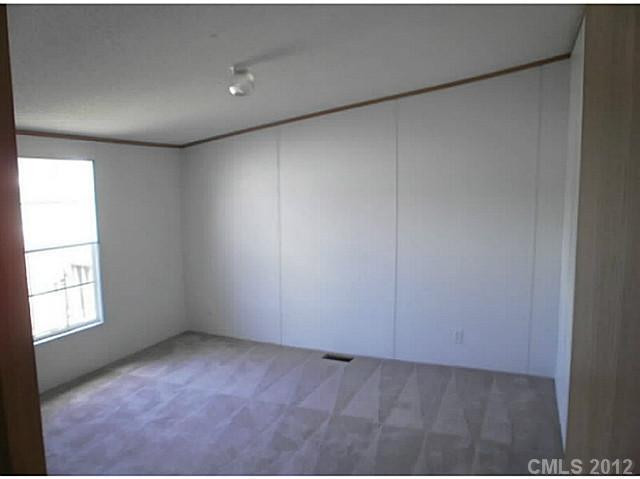 2255 Arrowwood Drive - Photo 2